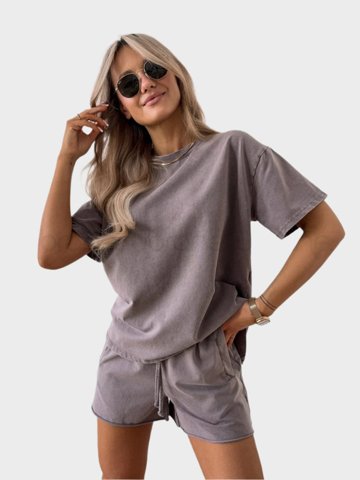 Casual Set with T-Shirt and Jogging Trousers