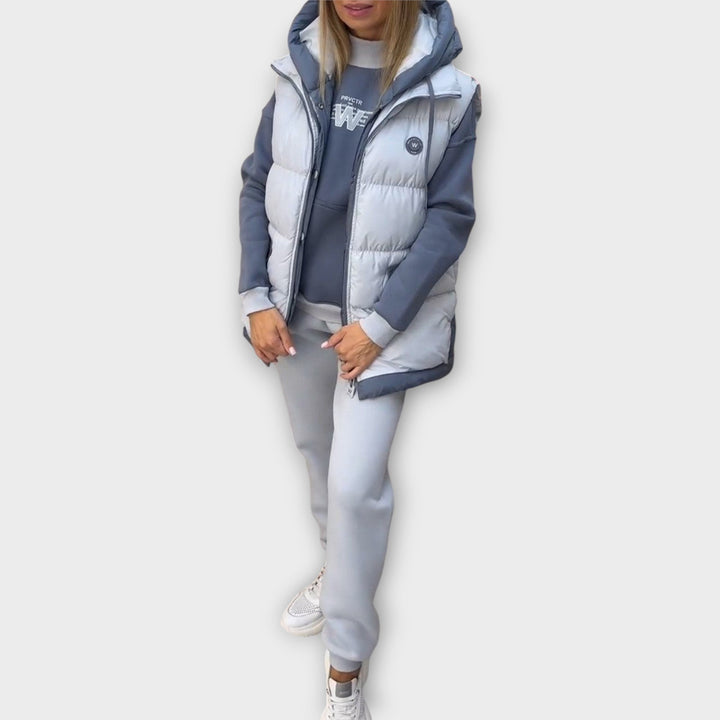 Cozy 3-Piece Winter Set – Turtleneck, Gilet & Trousers