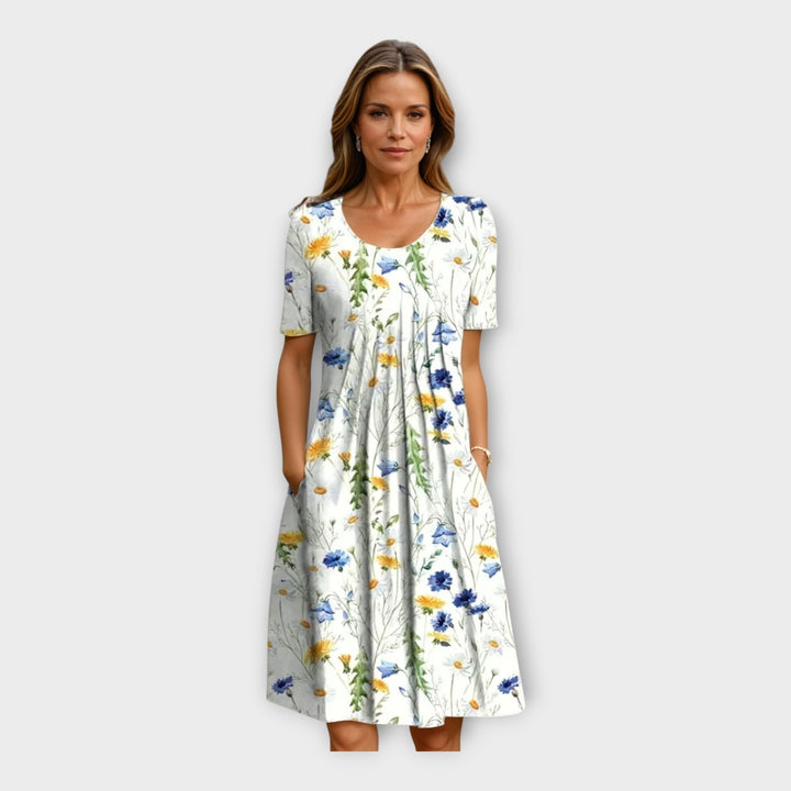 Dress with Floral Design and Short Sleeves