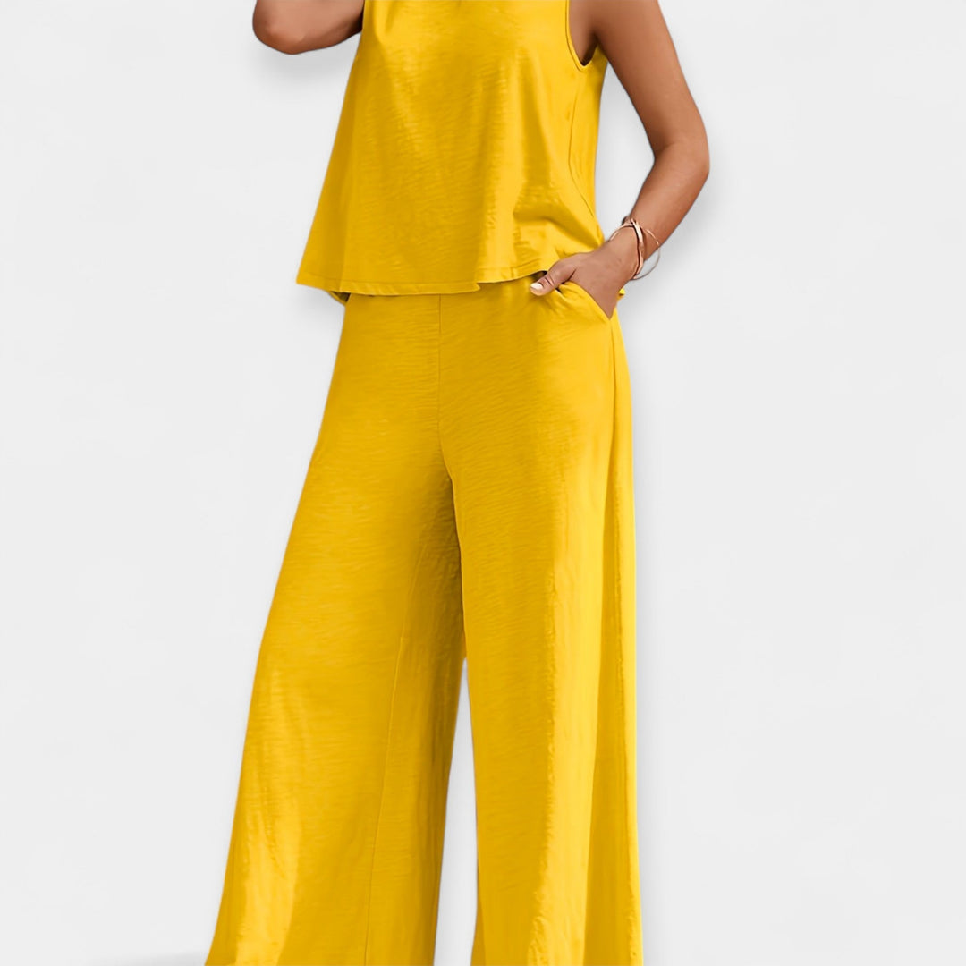 Set of Sleeveless Top and Wide Trousers