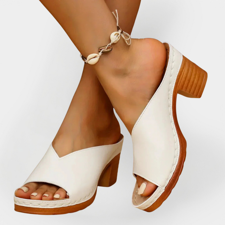 Orthopaedic Sandals with Thick Heel