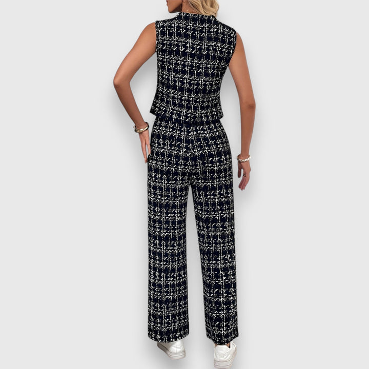 Two-Piece Set with V-Neck and Matching Trousers