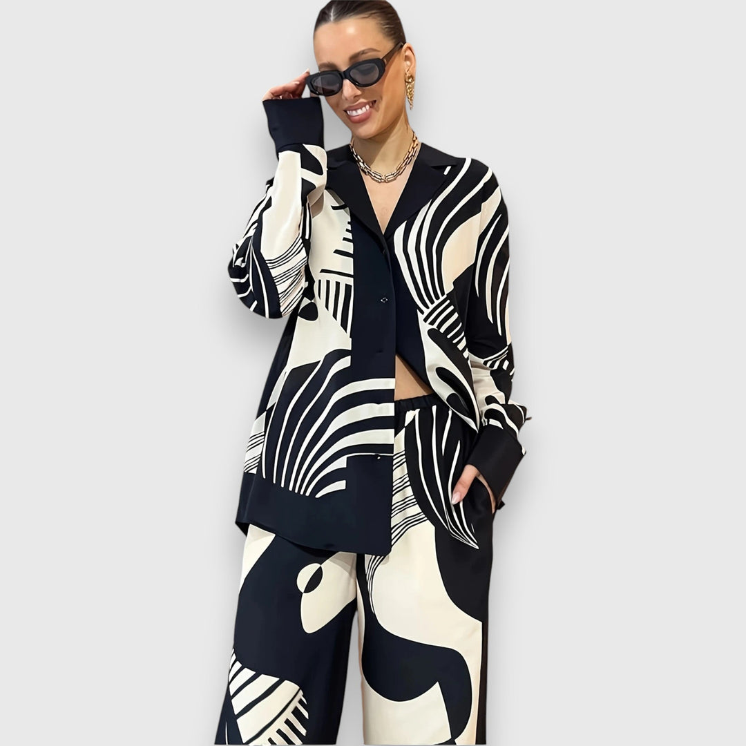Two-Piece Set with Elegant Geometric Design