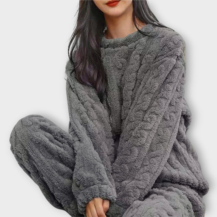 Women’s Relaxed Fit Knit Pajama Set for Everyday Comfort