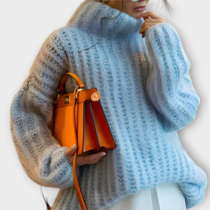 Paulina - Soft Women's Long Sleeve Hoodie