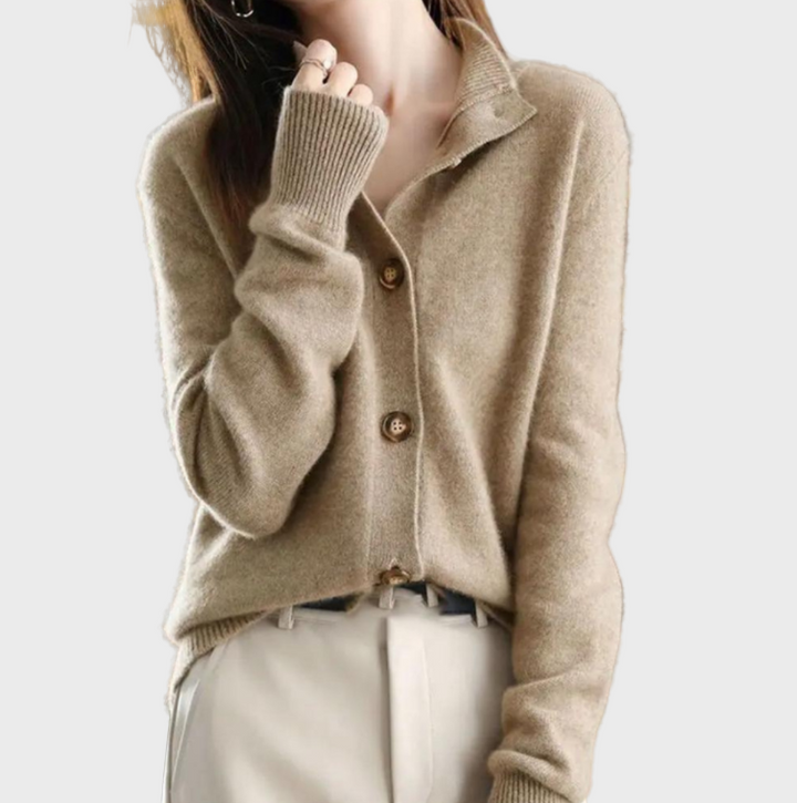 Elegant and Comfortable Knitted Gilet