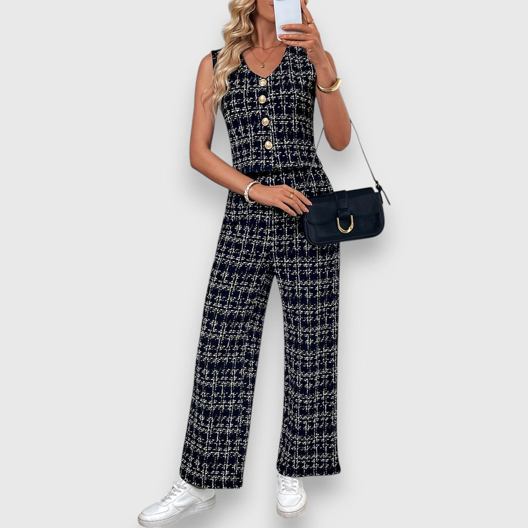Two-Piece Set with V-Neck and Matching Trousers