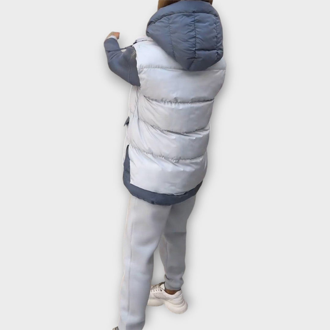 Cozy 3-Piece Winter Set – Turtleneck, Gilet & Trousers