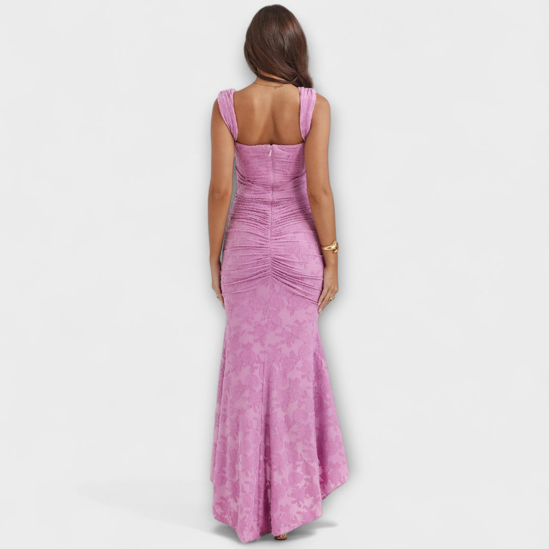 Long Dress with Elegant and Refined Corset