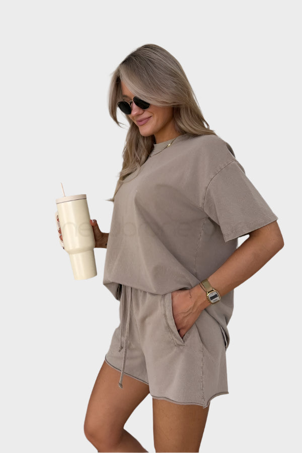 Casual Set with T-Shirt and Jogging Trousers