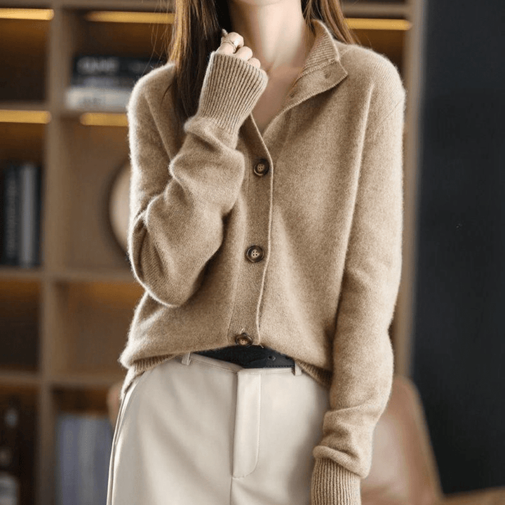 Fedelma | Classic Button-Up Cardigan