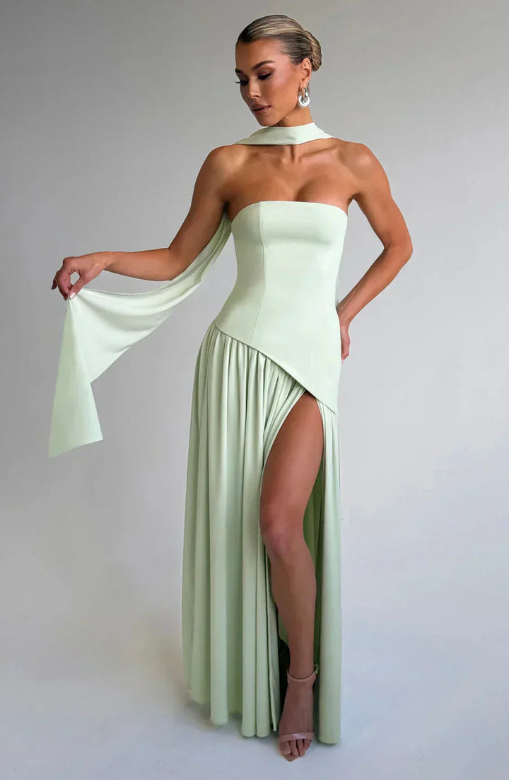 Maxi Dress with Class that Impresses