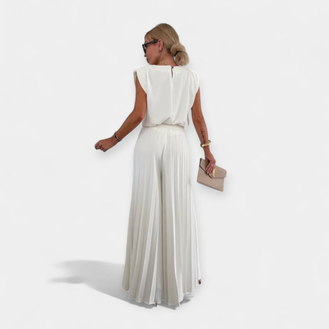 Summer Fashion Set with Top and Trousers