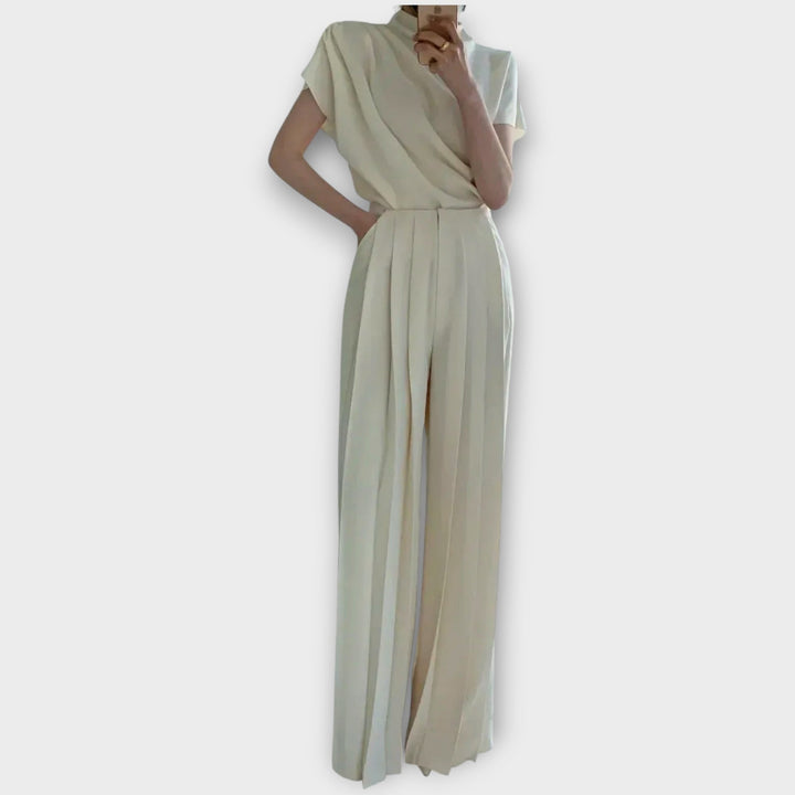 Women's High-Waisted Pleated Trousers