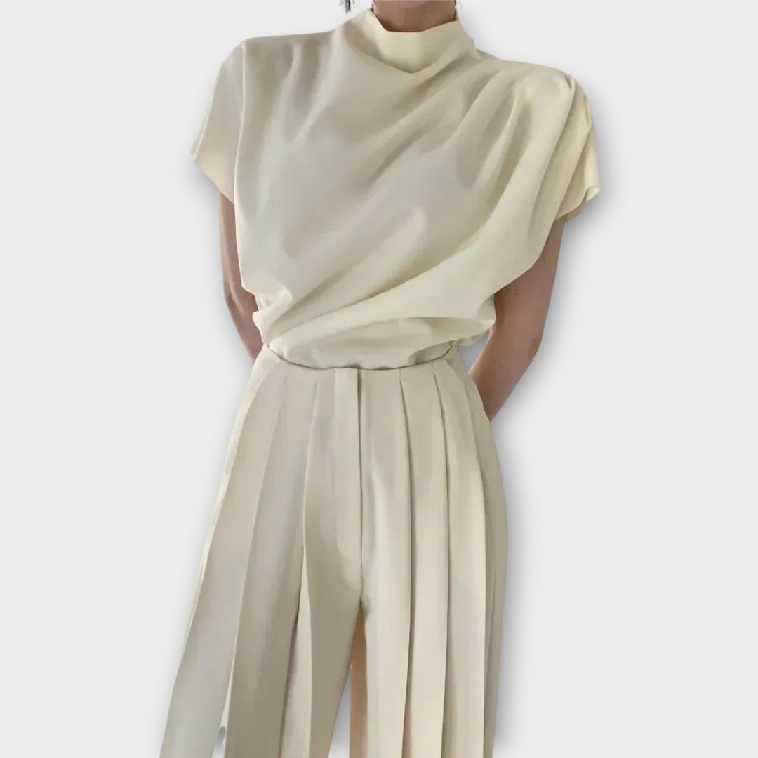 Women's High-Waisted Pleated Trousers